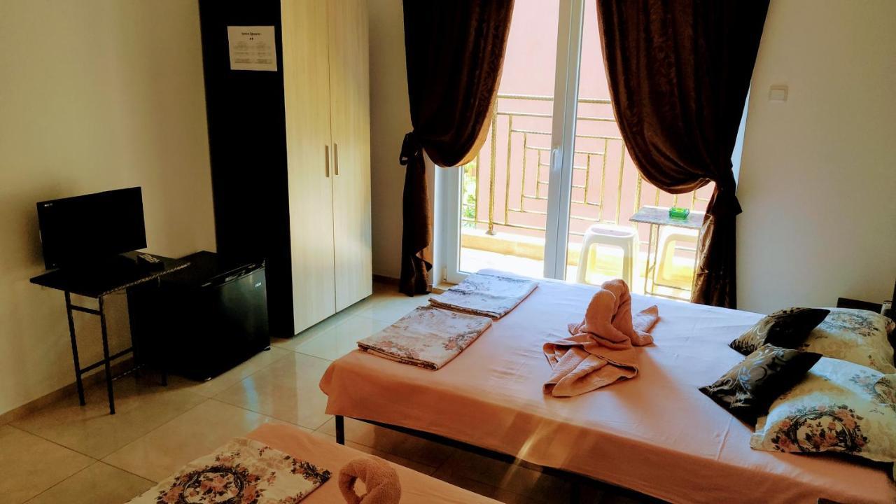 Dracena Guesthouse Ravda Exterior foto