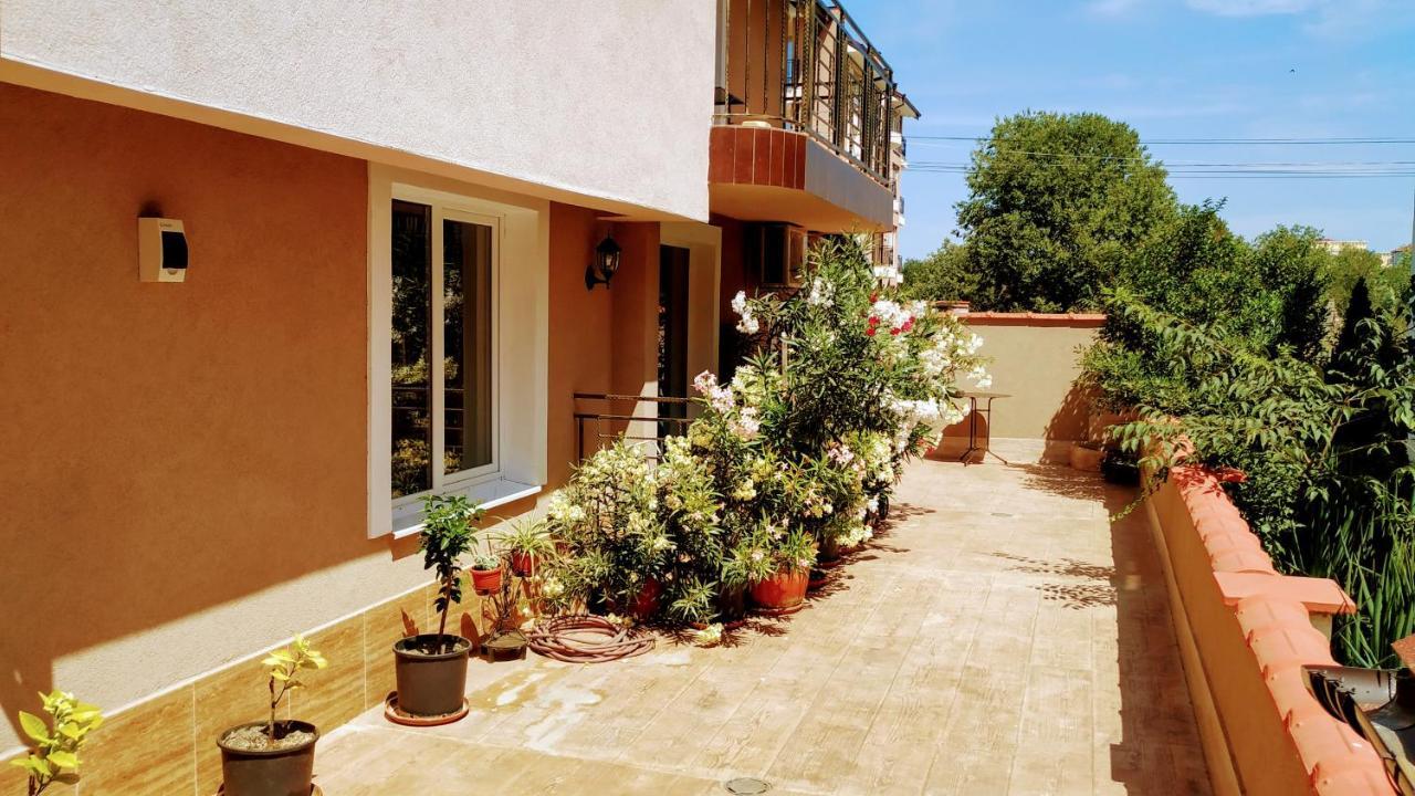 Dracena Guesthouse Ravda Exterior foto